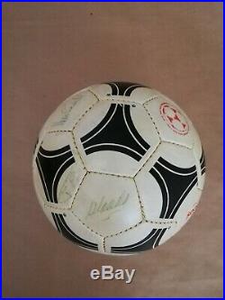 1984 85 Ball liga Oficial fifa Tango Adidas questra Madrid signed R Madrid 84 85