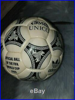 1990 Adidas Etrusco world cup ball Italia 90