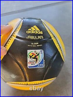 ADIDAS JABULANI -OFFICIAL MATCH BALL -RARE BLACK FIFA WORLD CUP 2010 SOCCER No. 5