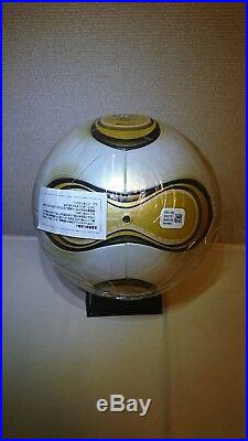 ADIDAS Teamgeist OFFICIAL MATCH BALL FIFA WORLD CUP Germany 2006 Gold NO Box NEW