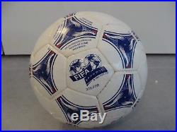 Adidas Ball Tricolore OMB WM 1998 France 98' World Cup Official Matchball