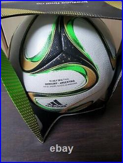 Adidas Brazuca Rio OMB Final-Ball WM 2014 mit Beschriftung