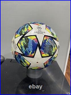 Adidas DY2560 Men's Soccer Champions Finale Official Match Ball