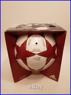 Adidas Finale 4 Matchball + Box Champions League 2004 Ball Red Star OMB Fussball