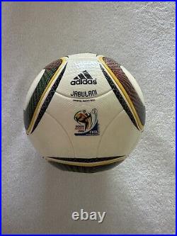 Adidas JABULANI OFFICIAL MATCH BALL FIFA WORLD CUP SOUTH AFRICA 2010 SIZE 5
