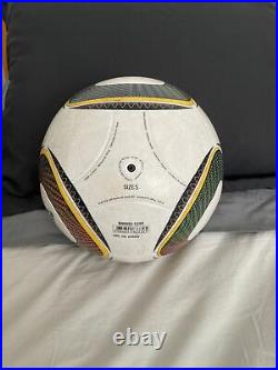 Adidas Jabulani 2010 World Cup South Africa Official Match Ball. Teamgeist Omb