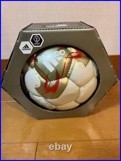 Adidas Japan-Korea World Cup FIFA World Cup Official Ball No. 5 FEVER NOVA