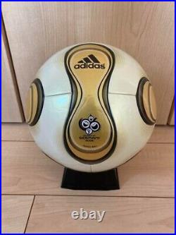 Adidas Official Soccer Ball 2006 Germany FIFA World Cup Soccer Teamgeist authent