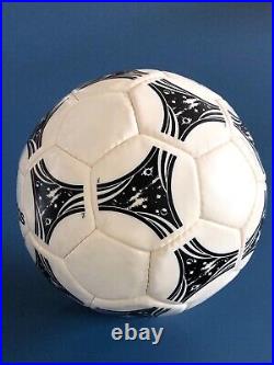 Adidas Questra Official Match Ball Of The Fifa World Cup 1994 In USA