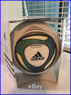 Adidas SPEEDCELL Authentic Match ball