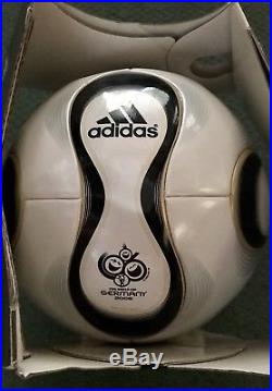 Adidas TEAMGEIST Official World Cup Match Ball 2006 Germany size 5 New withbox
