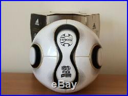 Adidas Teamgeist 2006 World Cup Official Match Ball (Footgolf, jabulani)
