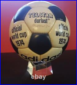 Adidas Telstar World Cup 1974 (version 1976) Match Ball
