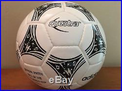 Adidas World Cup 1994 USA Questa Match Soccer ball Size 5 Ronaldo R9