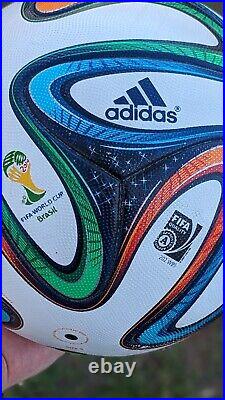 Adidas brazuca OFFICIAL MATCH BALL FIFA WORLD CUP Brasil 2014 Size 5 202. W8S