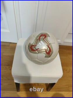 Adidas fevernova official match ball of world cup 2002