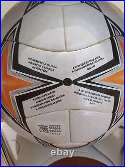 Adidas finale 7 official match ball of uefa champions league season 2007/2008