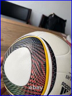 Adidas jabulani 2010 official match ball