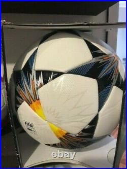 Balón Adidas OMB UEFA Champions League Final Kiev PRO 2018