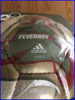 FIFA WORLD CUP 2002 Tournament Official Ball Adidas FEVERNOVA Size 5 NEW