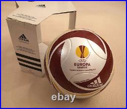 Fussball Europa League Finale 12. Mai 2010 Adidas matchball neu inprint